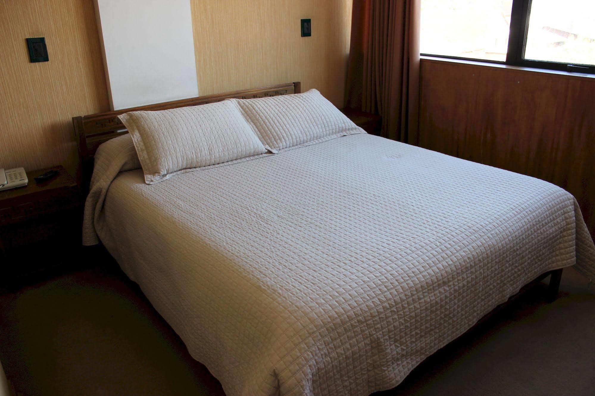 Hotel Antupiren Puerto Montt Bagian luar foto