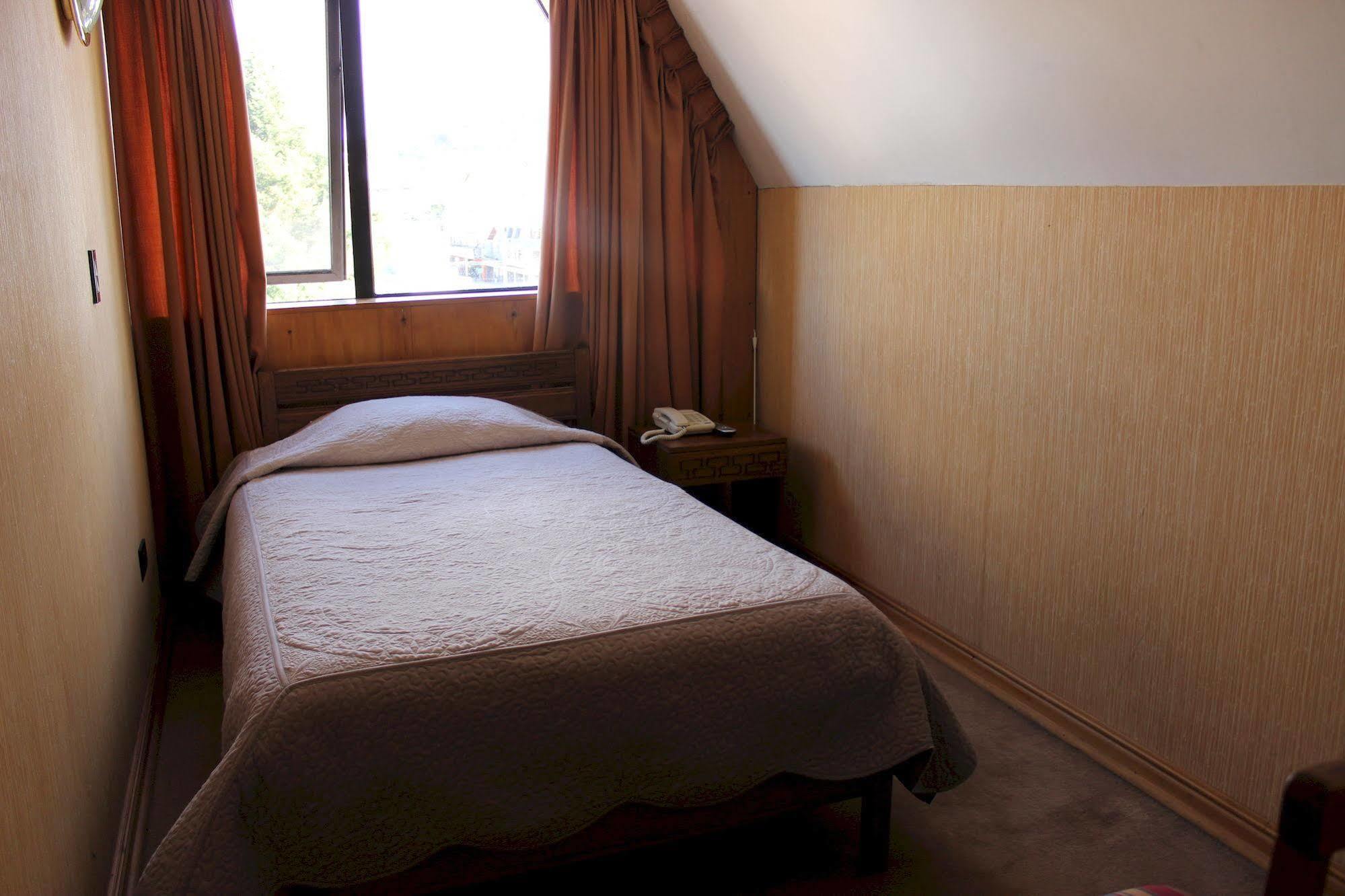 Hotel Antupiren Puerto Montt Bagian luar foto
