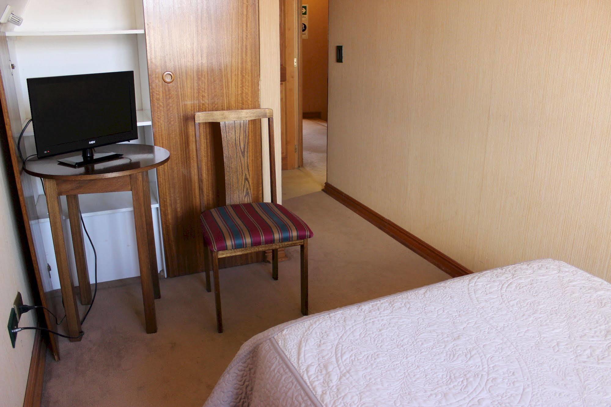 Hotel Antupiren Puerto Montt Bagian luar foto