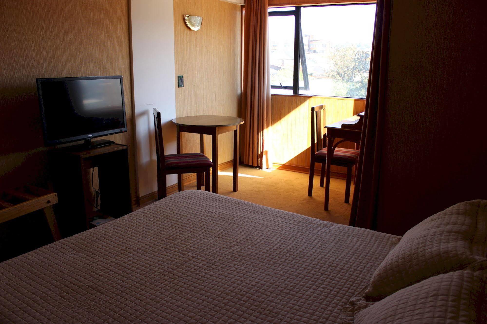 Hotel Antupiren Puerto Montt Bagian luar foto