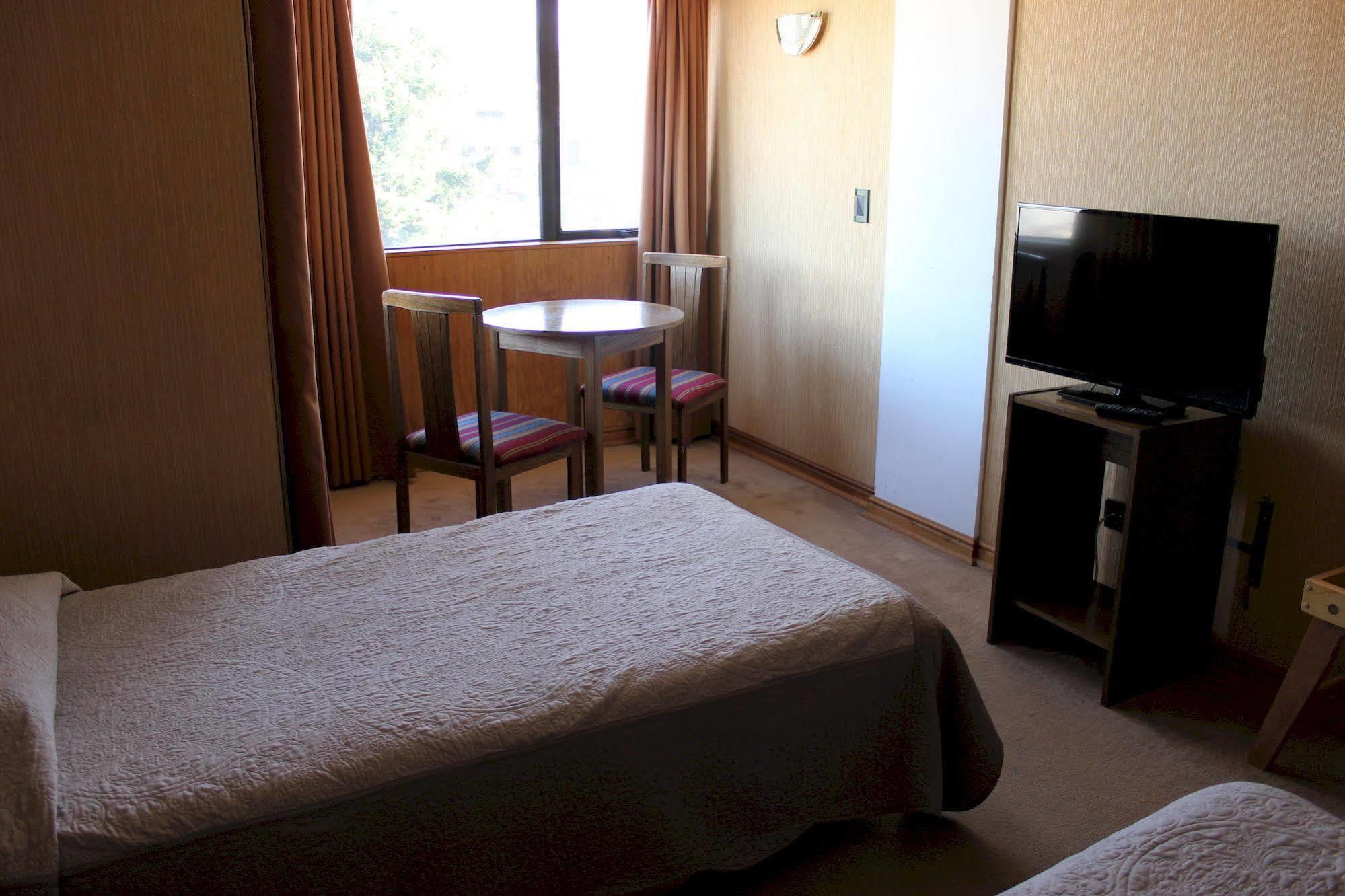 Hotel Antupiren Puerto Montt Bagian luar foto