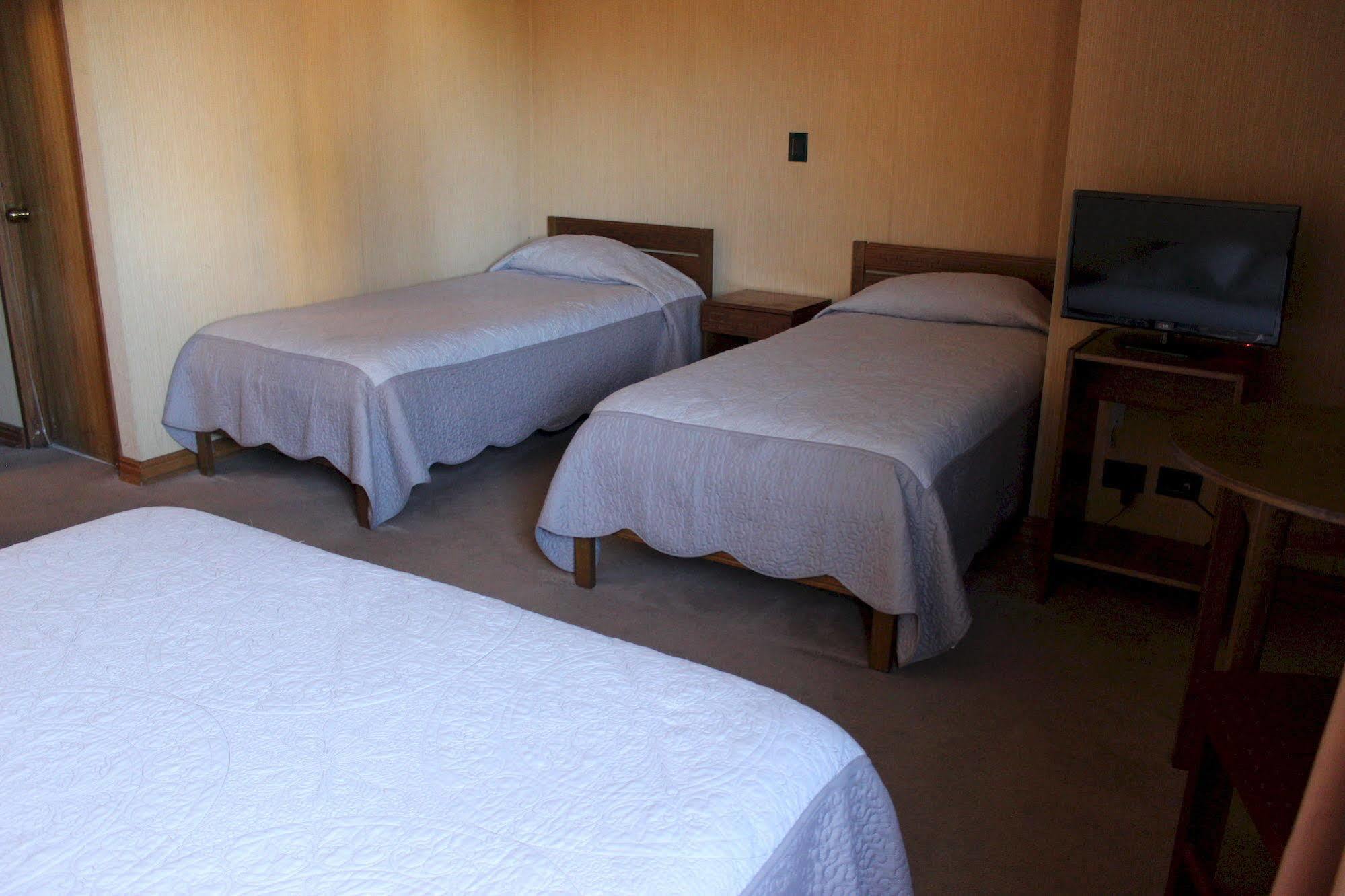 Hotel Antupiren Puerto Montt Bagian luar foto