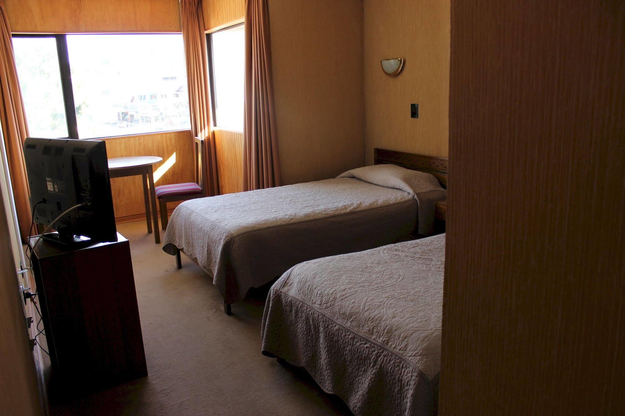 Hotel Antupiren Puerto Montt Bagian luar foto